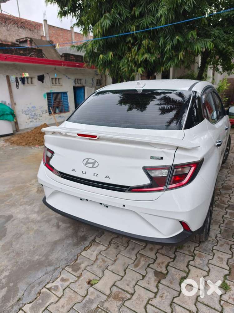 Hyundai Aura 1.2 Sx Cng 2025