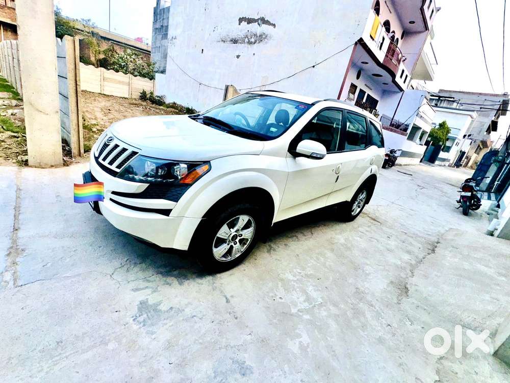Mahindra Xuv500 W8 Dual Tone, 2012, Diesel