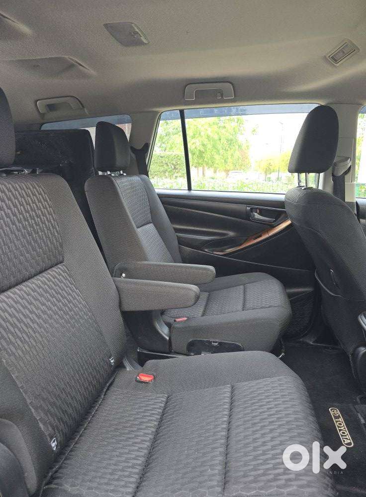 Toyota Innova Crysta 2.4 Gx Limited Edition At 7 Str, 2021, Diesel