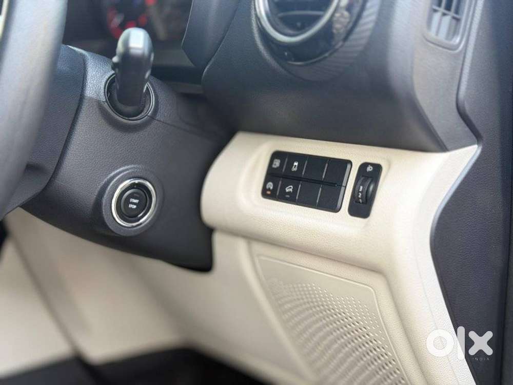Mahindra Thar Roxx Mx3 Rwd At, 2025, Petrol