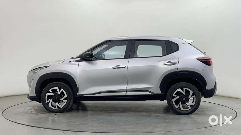 Nissan Magnite 1.0 Xv Turbo Cvt, 2022, Petrol