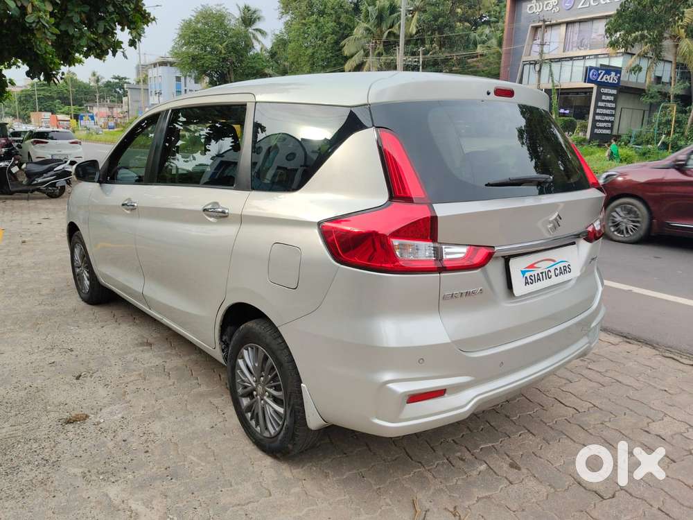Maruti Suzuki Ertiga Zxi At Shvs, 2022, Petrol