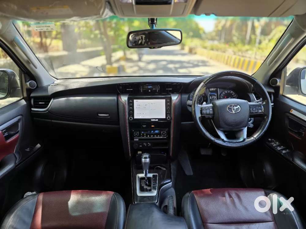 Toyota Fortuner Legender, 2021, Diesel