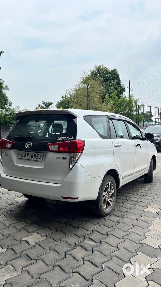 Toyota Innova Crysta 2.4 G Mt, 2025, Diesel