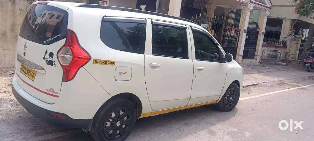 Renault Lodgy 2017 Diesel 210000 Km Driven