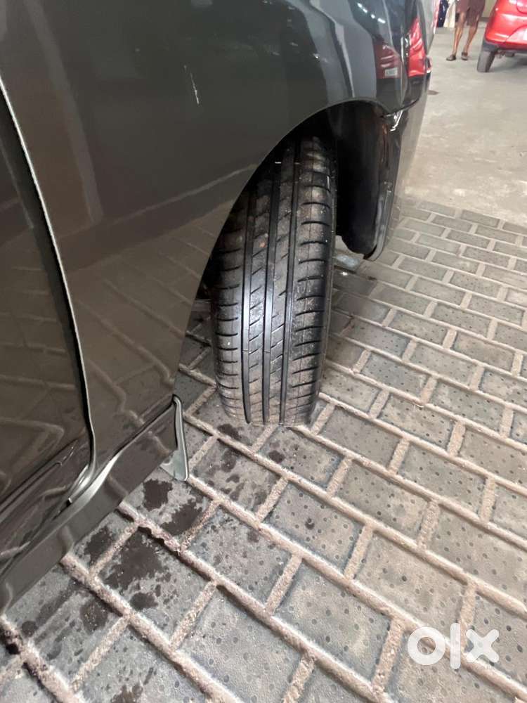 Toyota Innova 2.5 G (diesel) 8 Seater, 2014, Diesel