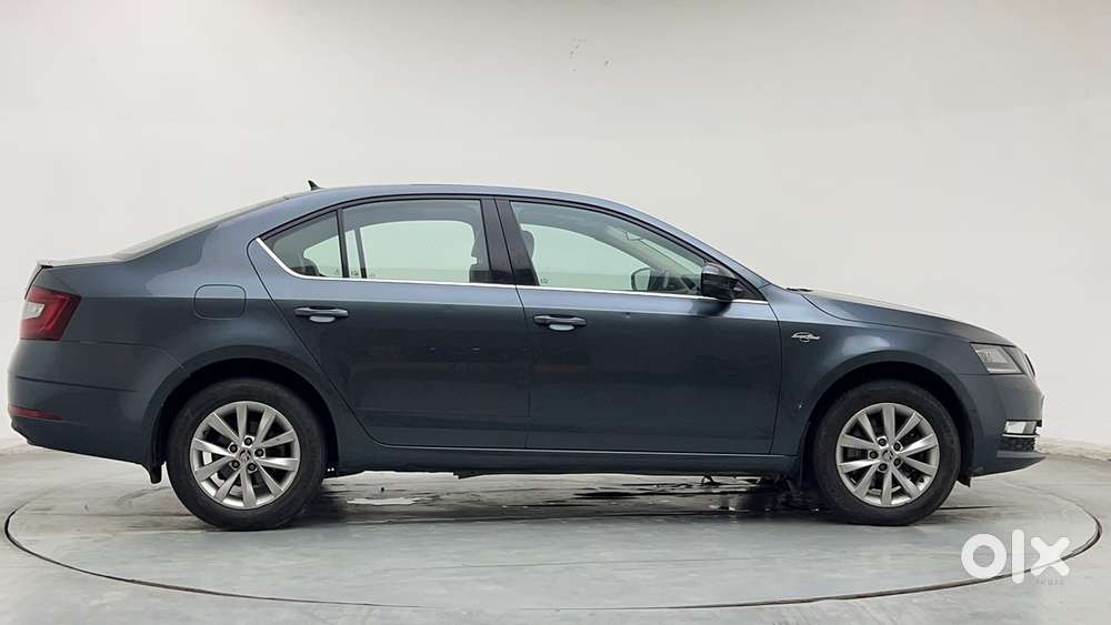 Skoda Octavia 2.0 L K Tsi At, 2018, Petrol