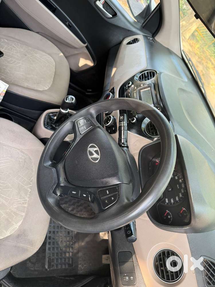 Hyundai Accent Executive, 2015, Petrol