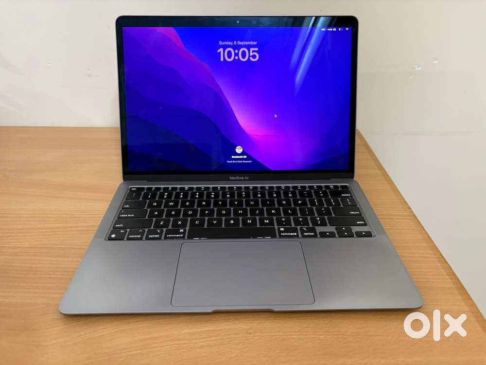 Macbook Air M1 - 8/256 - Like New (June 2023)
