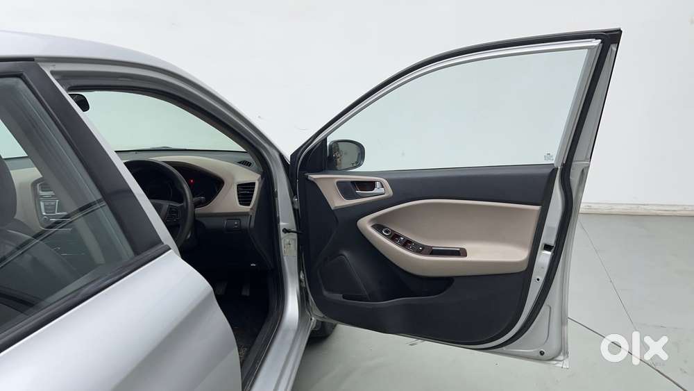 Hyundai Elite I20 [ ] 1.2 Magna, 2015, Petrol