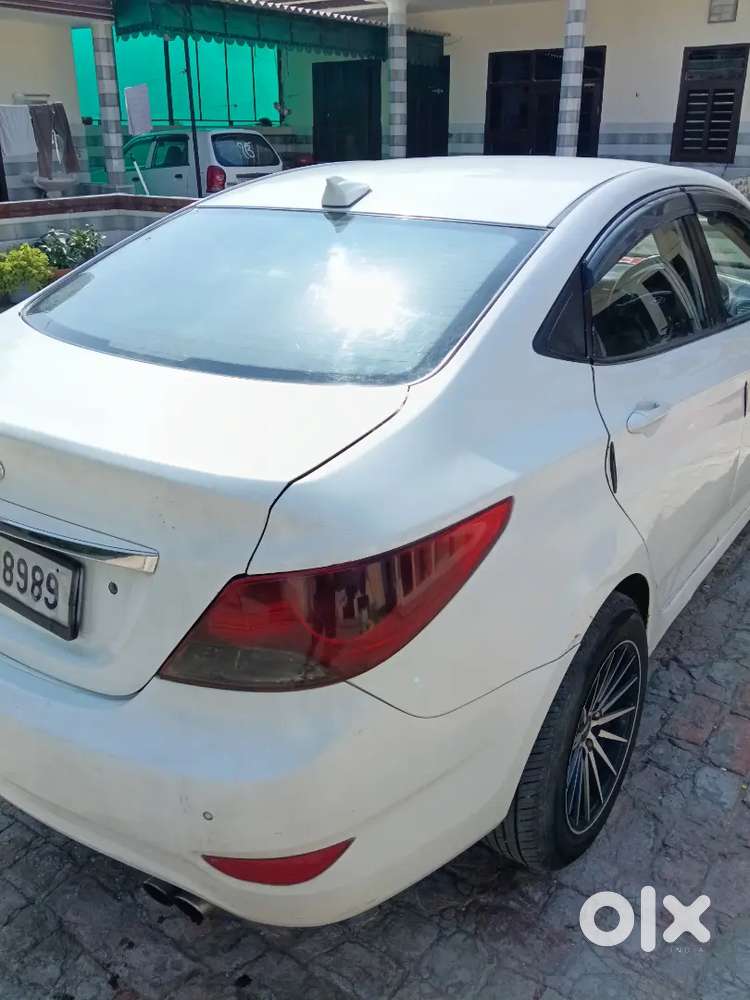 Hyundai Verna 1.6 Sx 2011