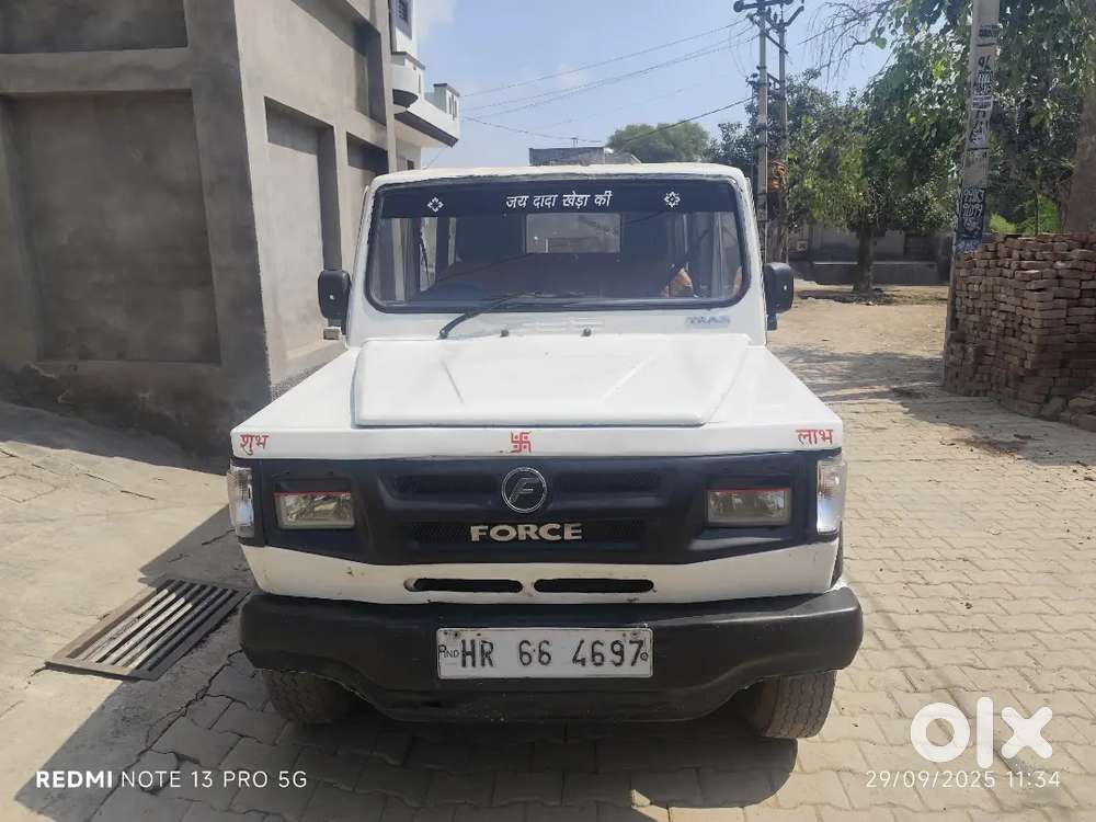 Force Motors Trax Cruiser 2008 Variant 10 Str