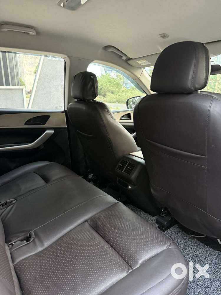 Mahindra Xuv700 2.2 Ax 3 Diesel At 5 Str, 2023, Diesel
