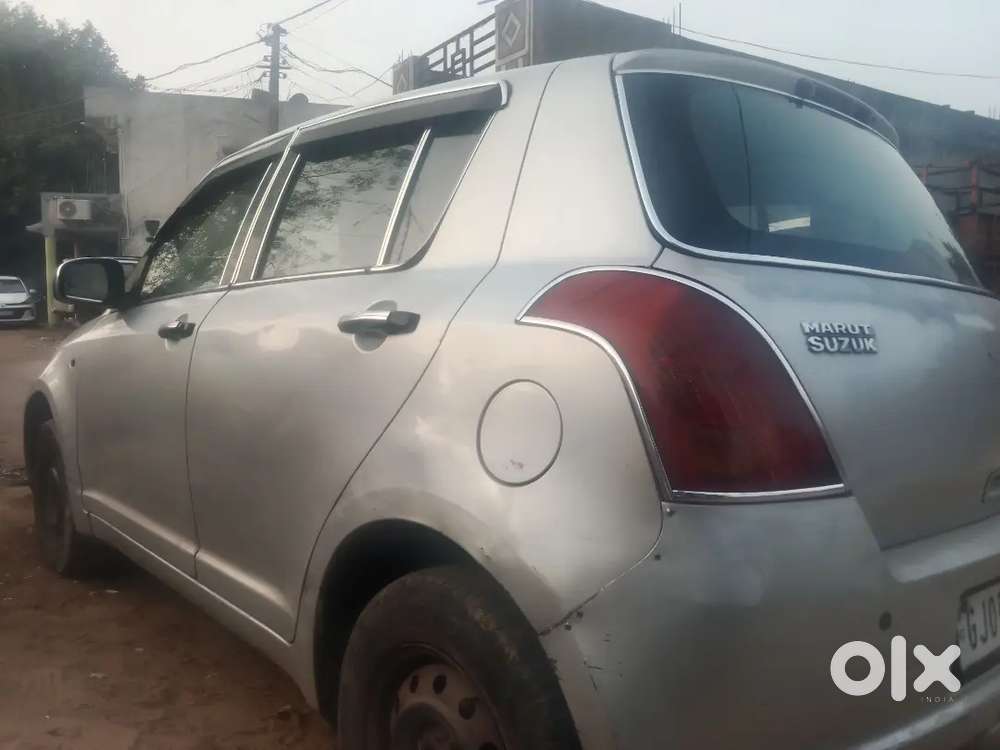 Maruti Suzuki Swift 160000