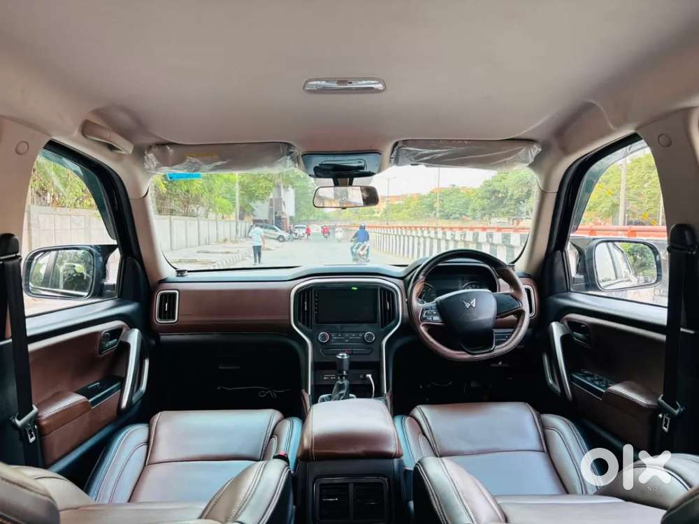 Mahindra Scorpio N Z2 Petrol Mt 7 Str, 2025, Petrol