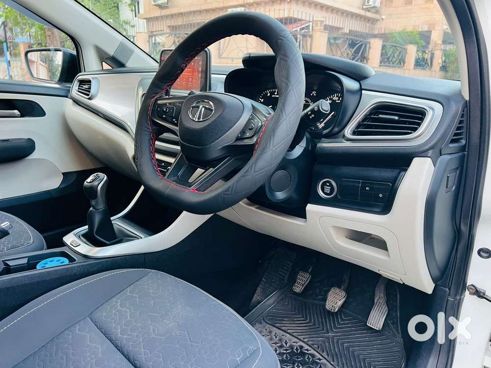 Tata Altroz Xz, 2022, Petrol