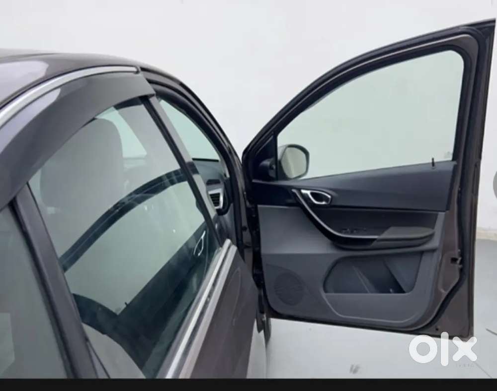 Tata Tigor Petrol 2019