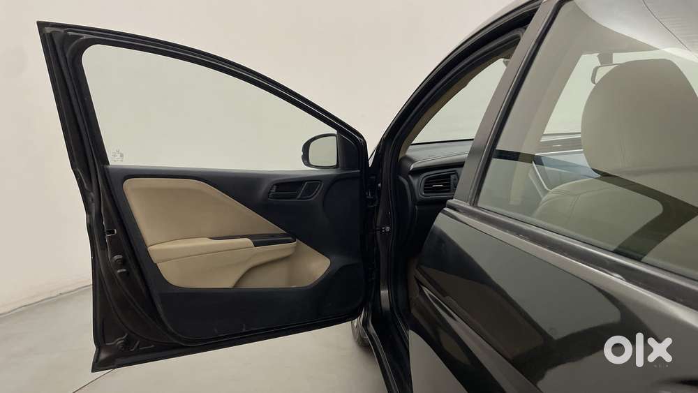 Honda City I-vtec Sv, 2016, Petrol