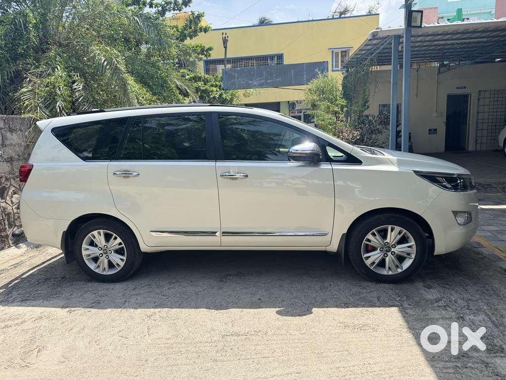 Toyota Innova Crysta [2020-ongoing] 2.4 Zx At 7 Str, 2020, Diesel