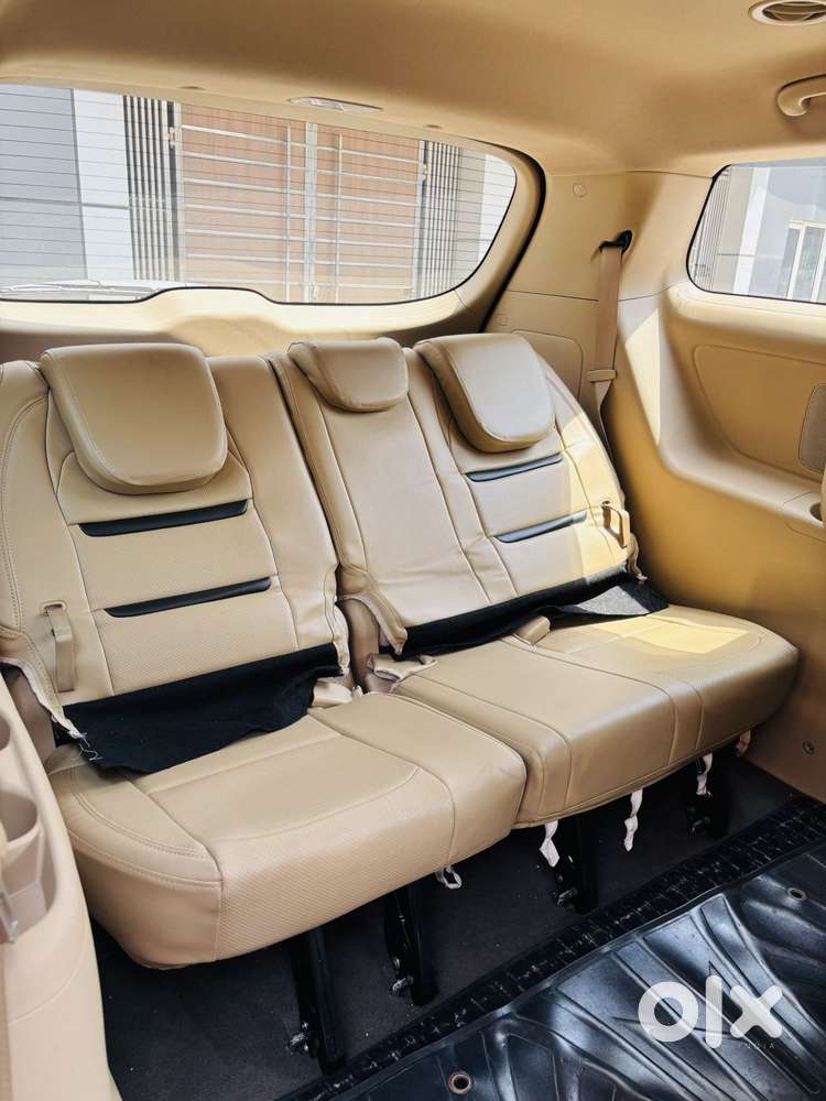 Kia Carnival Premium, 2021, Diesel