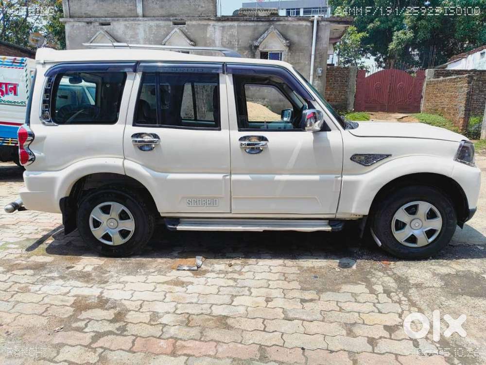Mahindra Scorpio S3, 2018