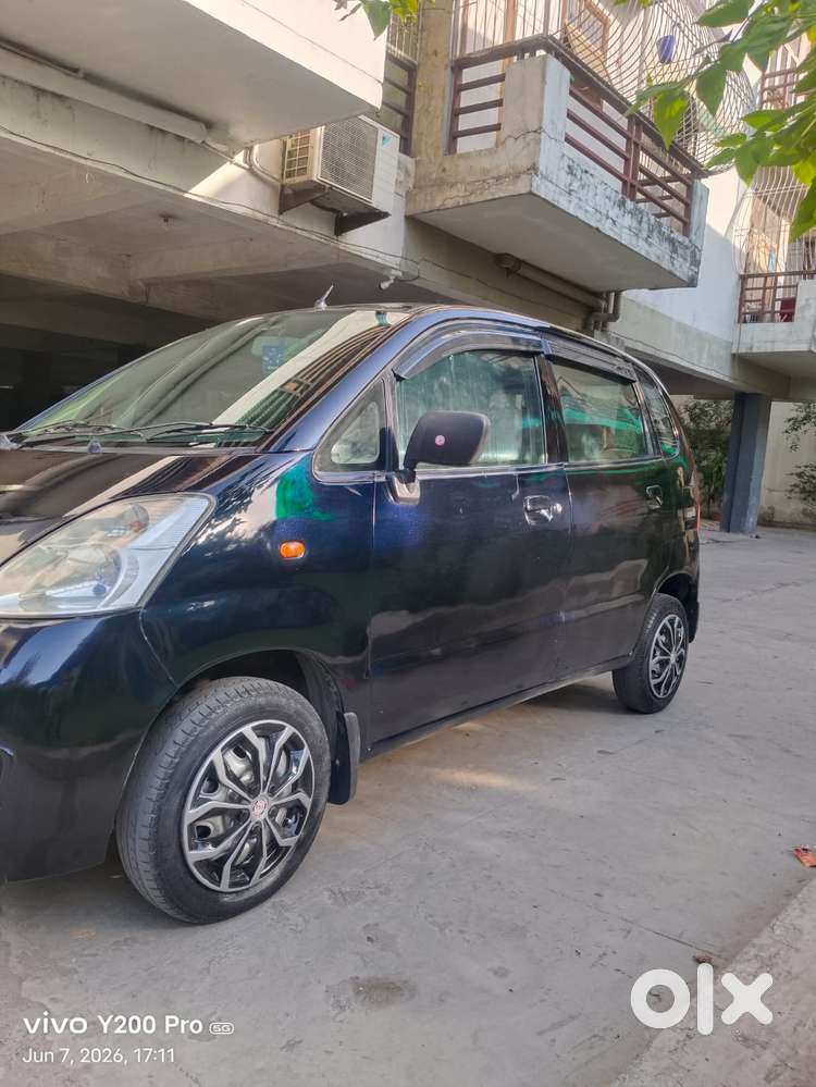 Maruti Suzuki Estilo Lxi, 2008, Petrol