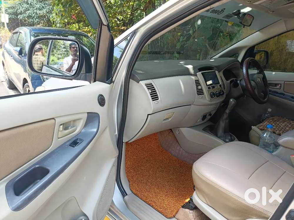 Toyota Innova 2012 Diesel 480000 Km Driven
