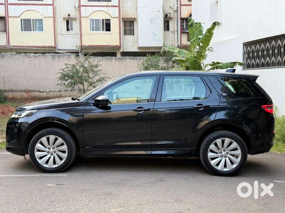Land Rover Discovery 2021 Petrol 95000 Km Driven