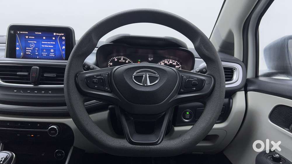 Tata Altroz Xz, 2023, Petrol