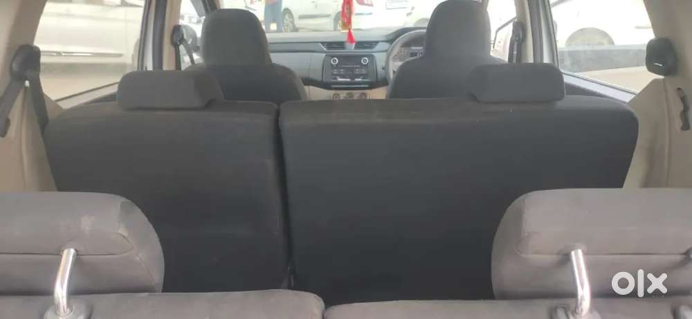 Renault Triber Rxl Amt 2023