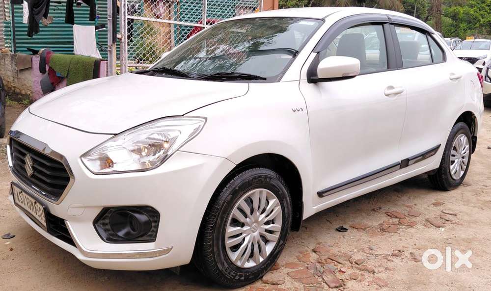 Maruti Suzuki Dzire 1.2 Vxi, 2018, Petrol