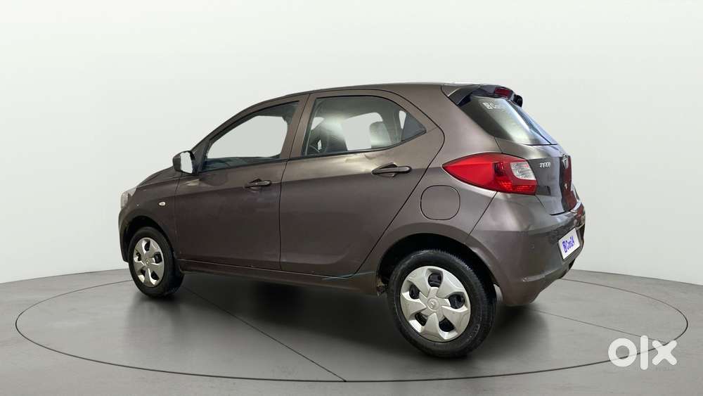 Tata Tiago 1.2 Revotron Xt, 2017, Petrol