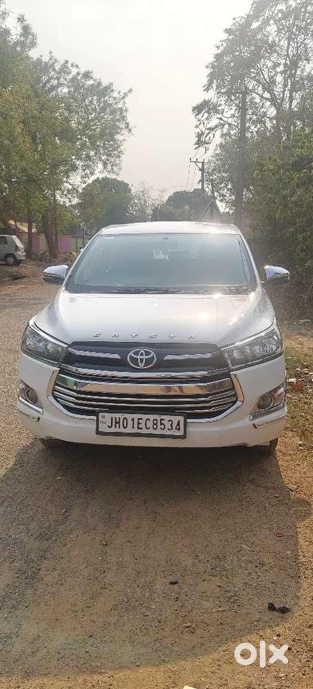 Toyota Innova Crysta 2021