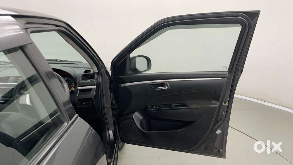 Maruti Suzuki Swift Vvt Vxi, 2017, Petrol