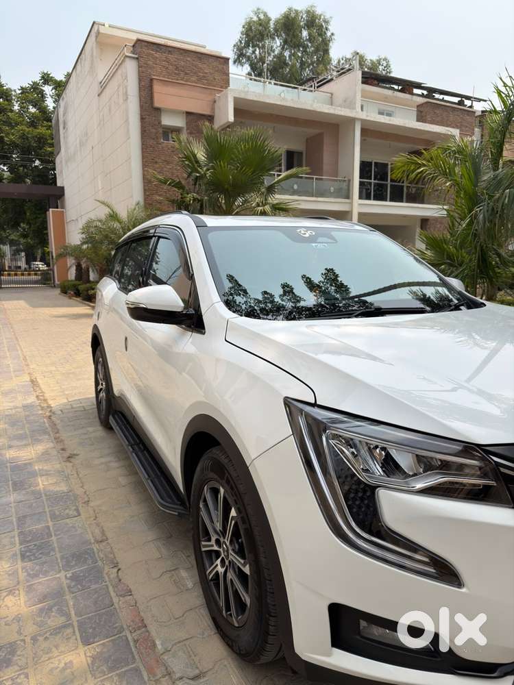 Mahindra Xuv700 2025 Diesel Well Maintained