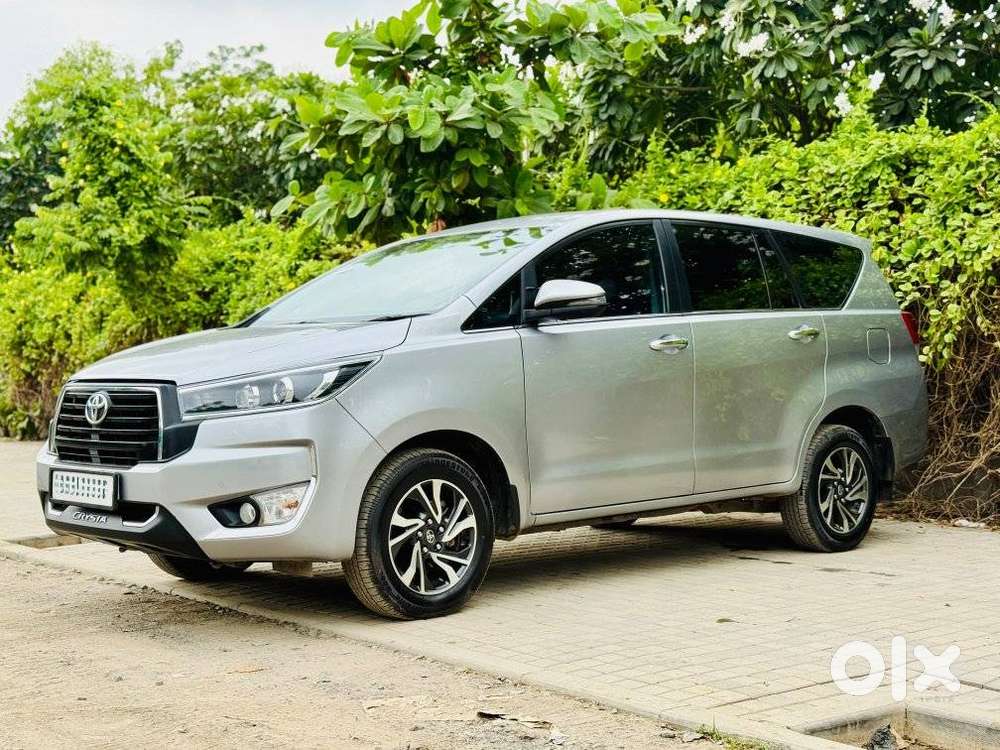 Toyota Innova Crysta 2.4 G Mt, 2026, Diesel