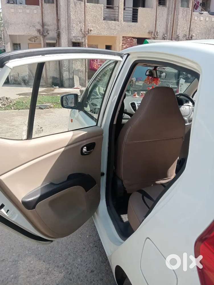 Hyundai I10 Magna 2012 Car