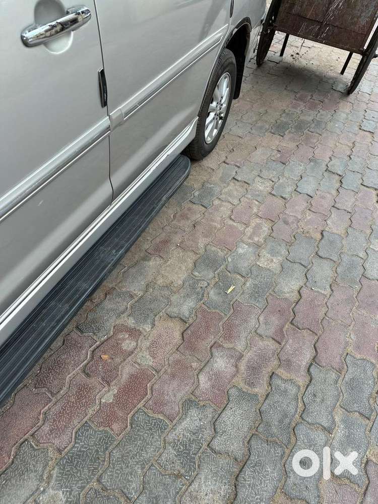 Toyota Innova 2013 Diesel Well Maintained