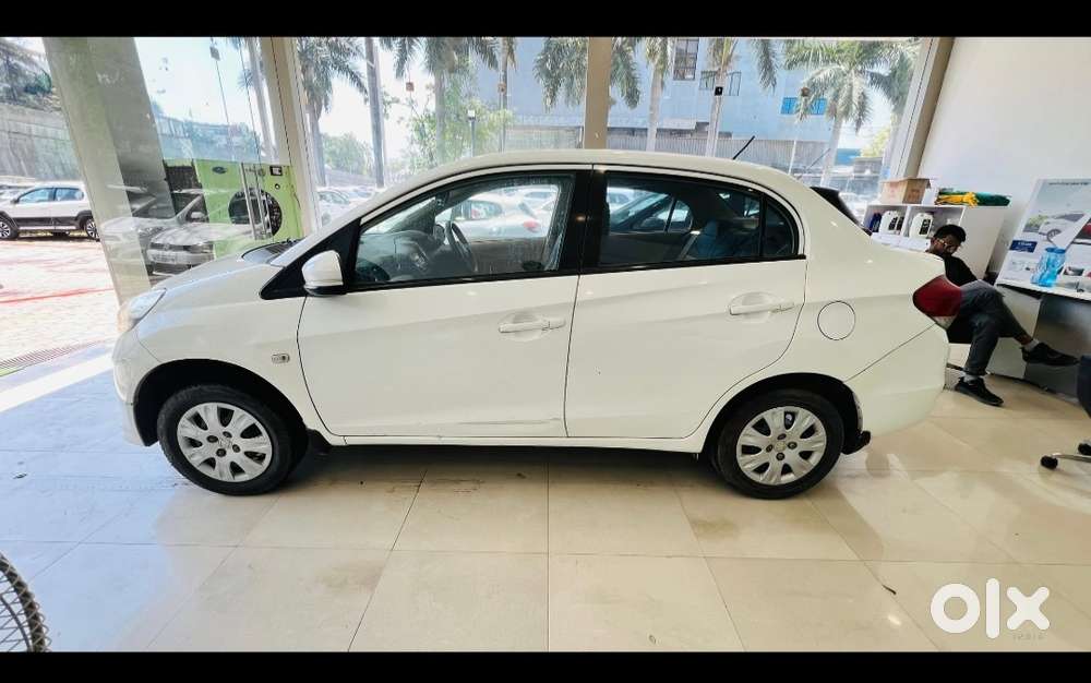 Honda Amaze, 2016, Petrol