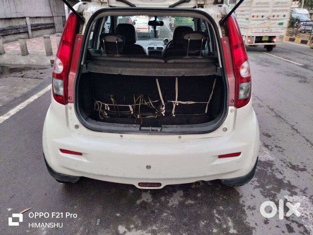 Maruti Suzuki Ritz Vxi, 2011, Petrol