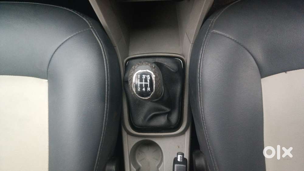 Tata Tiago 1.2 Revotron Xm, 2017, Petrol