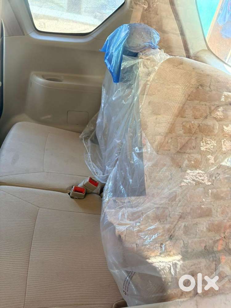 Maruti Suzuki Ertiga 1 Petrol 14000 Km Driven
