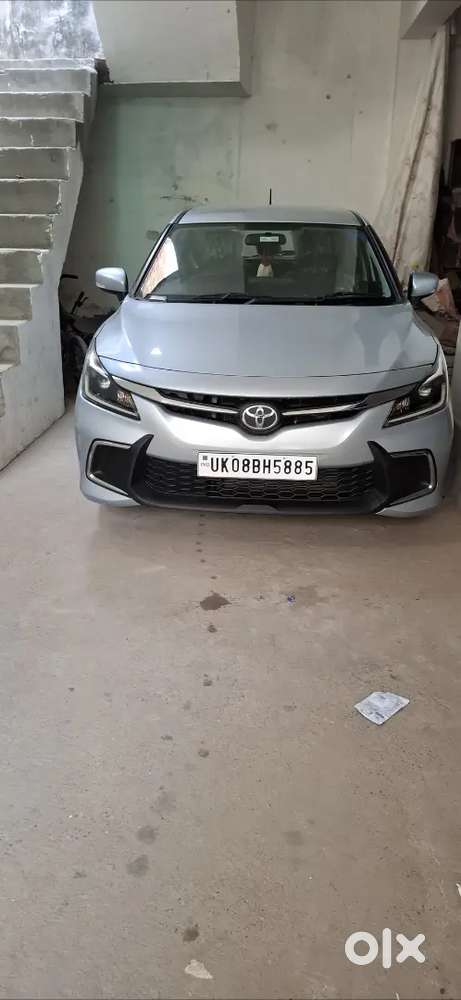 Toyota Glangeja G Model