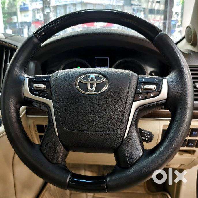 Toyota Land Cruiser [2015-2020] 4.5 Vx Lc 200, 2019, Diesel