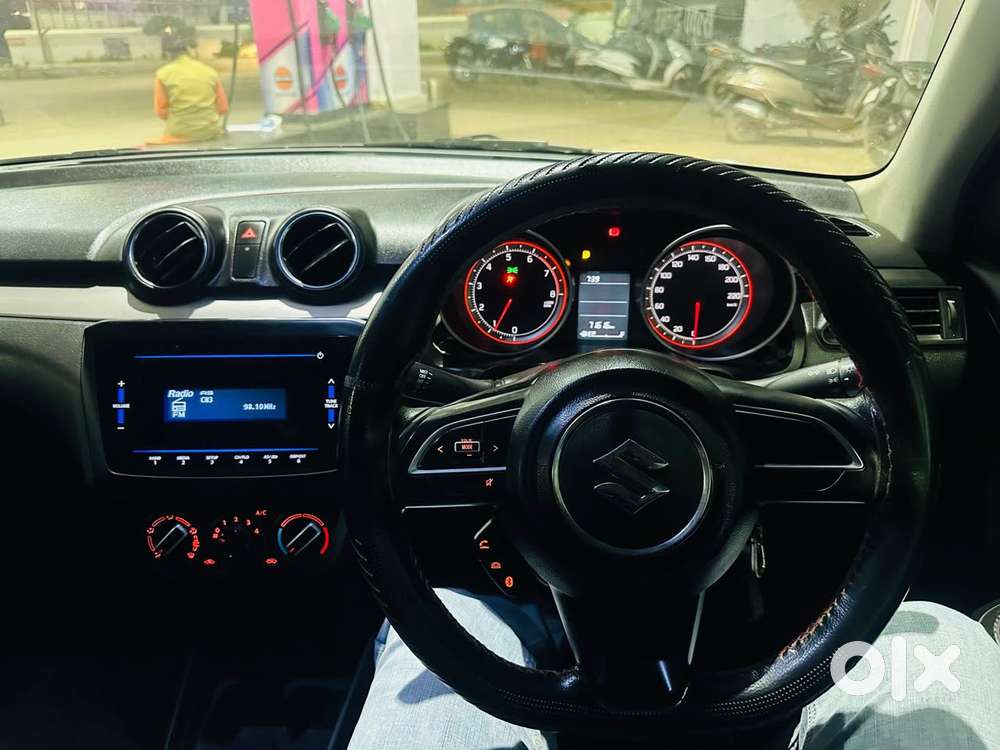 Maruti Suzuki Swift Vvt Vxi, 2022, Petrol