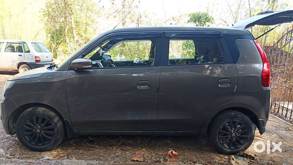 Maruti Suzuki Wagon R 1.2 Zxi Plus Amt, 2022, Petrol