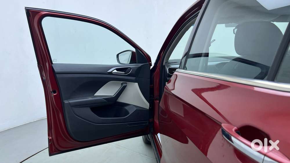 Volkswagen Taigun Topline 1.0 Tsi At (electric Seats), 2022, Petrol
