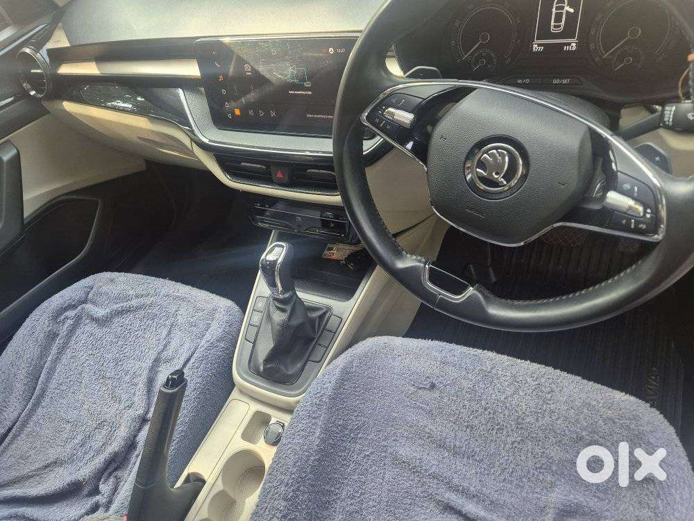 Skoda Slavia Style 1.0l Tsi At, 2024, Petrol