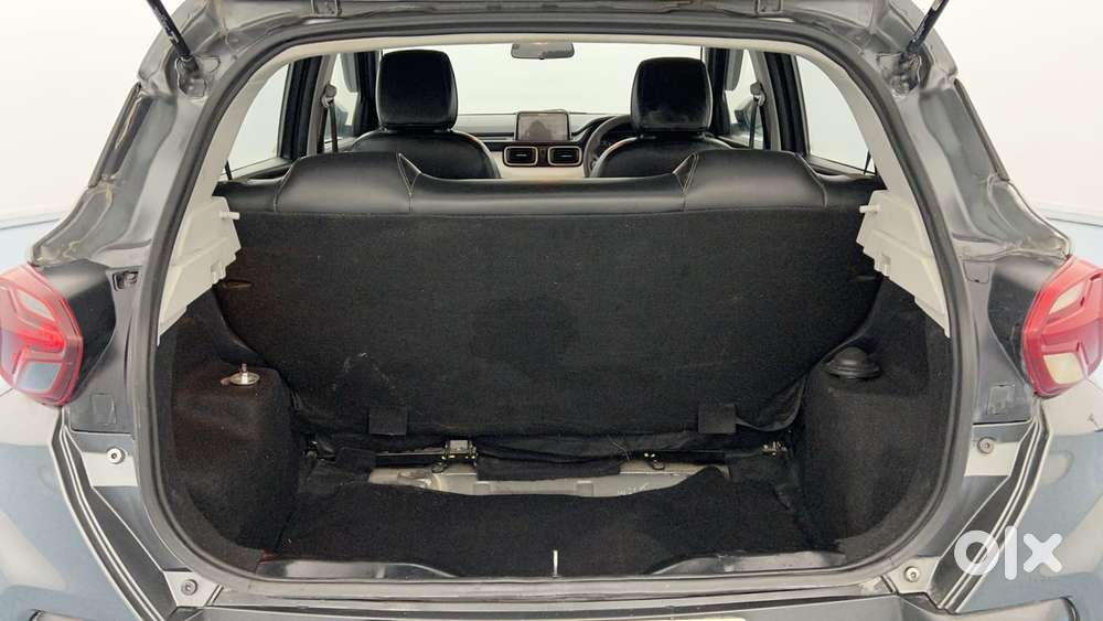 Tata Punch Accomplished, 2023, Petrol