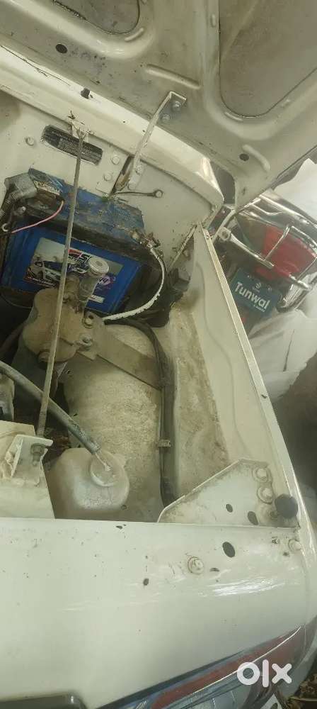 Bolero 7 Seater Good Condition  4 Seal Tyres Insurance No